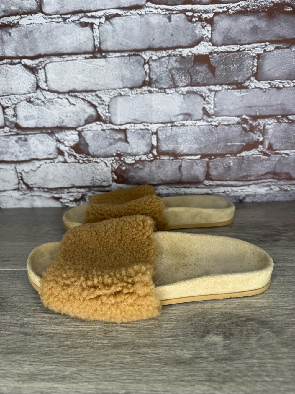 Jenni Kayne Camel Brown Shearling Slides Sandals Natural Women Sz 38EU/7-7.5M US